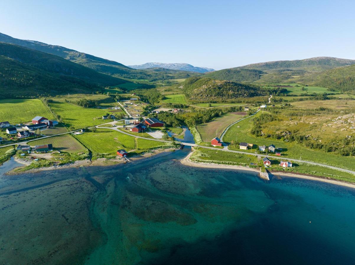 Storjord Farmstay Ranchhouse Kvaloya Zewnętrze zdjęcie
